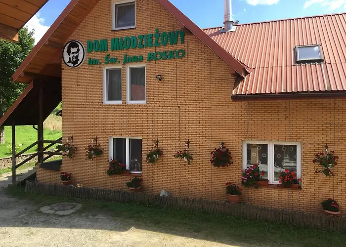 Dom Mlodziezowy W Polanie